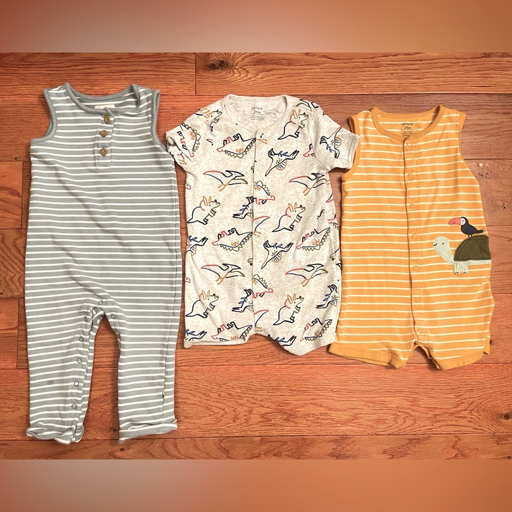 3 set Boy’s Carter’s Rompers 24 months